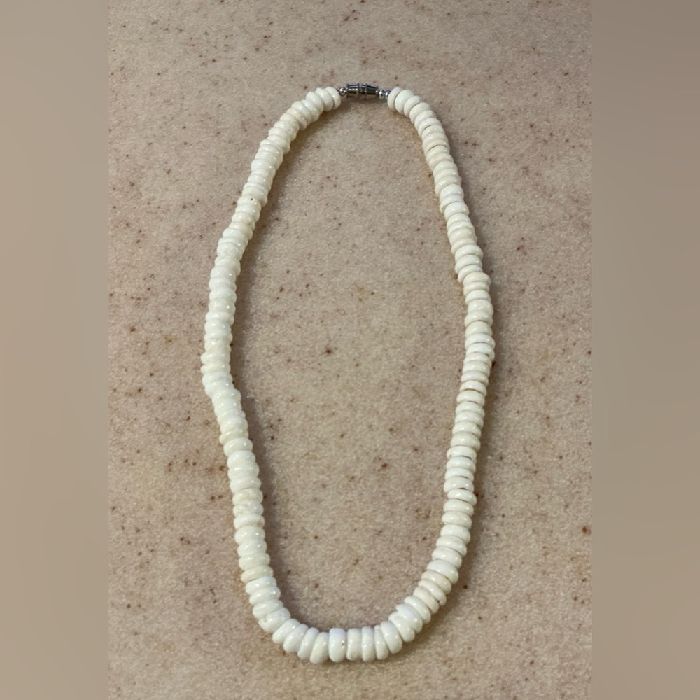 Elegant Cream Beaded Necklace